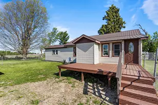 9032 US Route 150, Oakwood, IL 61858 - Photo 31