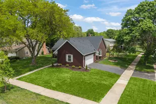 210 Westmoreland Ln, Naperville, IL 60540 - Photo 29