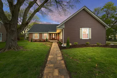 210 Westmoreland Lane, Naperville, IL 60540 - Photo 1