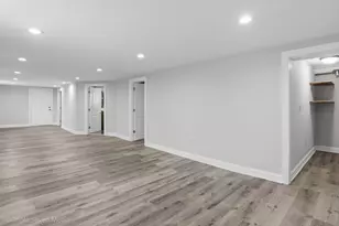 11326 S Parnell Ave, Chicago, IL 60628 - Photo 29