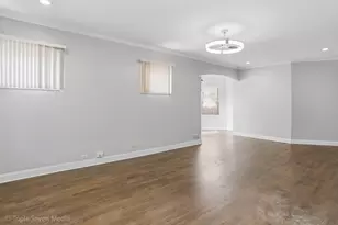 11326 S Parnell Ave, Chicago, IL 60628 - Photo 11