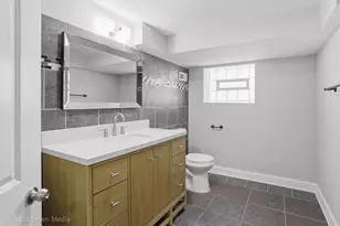 11326 S Parnell Ave, Chicago, IL 60628 - Photo 33