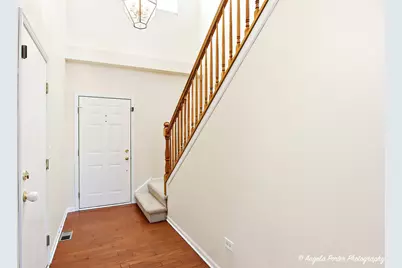 620 W Bayou Court, Fox Lake, IL 60020 - Photo 5