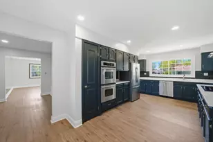 20 Emerson Dr, Schaumburg, IL 60194 - Photo 5