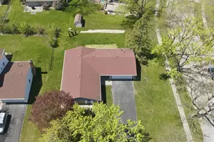 20 Emerson Dr, Schaumburg, IL 60194 - Photo 27