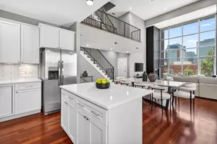 850 W Erie St, Chicago, IL 60642 - Photo 7