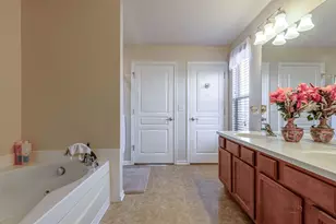 4004 Cypress Dr, Zion, IL 60099 - Photo 25
