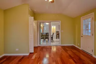 7N240 West End Rd, Roselle, IL 60172 - Photo 13