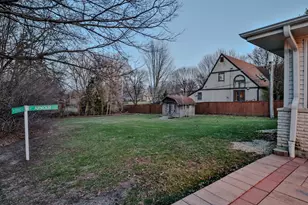 7N240 West End Rd, Roselle, IL 60172 - Photo 35