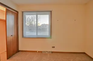 7N240 West End Rd, Roselle, IL 60172 - Photo 29