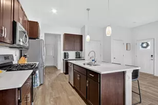 6403 Maple Glen Dr, Wonder Lake, IL 60097 - Photo 11