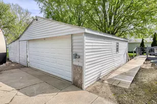 150 E 2nd St, Kingston, IL 60145 - Photo 5