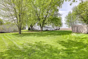 150 E 2nd St, Kingston, IL 60145 - Photo 7