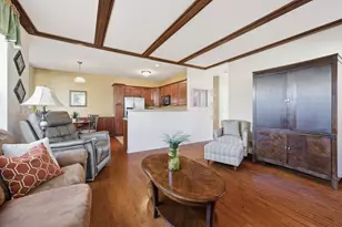 243 Garden Dr, Elgin, IL 60124 - Photo 11