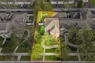 243 Garden Dr, Elgin, IL 60124 - Photo 3