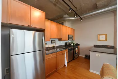 900 N Kingsbury Street #762, Chicago, IL 60610 - Photo 9