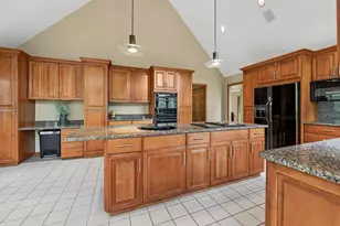 6414 Vermont Trail, Crystal Lake, IL 60012 - Photo 15