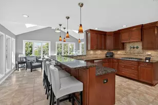 1212 Richfield Ct, Woodridge, IL 60517 - Photo 11