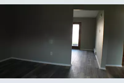 2902 31st Street #5, Zion, IL 60099 - Photo 5