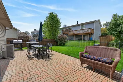4340 Rock Cove Drive, Hoffman Estates, IL 60192 - Photo 21