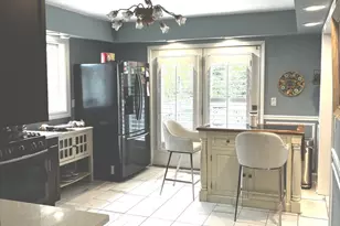 3435 Tamarind Dr, Northbrook, IL 60062 - Photo 3