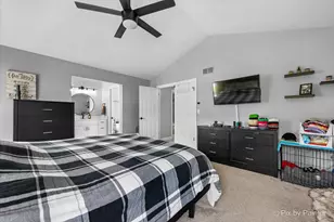 113 N Bristol Dr, Bloomingdale, IL 60108 - Photo 21