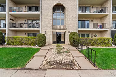 10538 Central Avenue #2S, Chicago Ridge, IL 60415 - Photo 1
