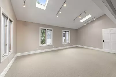 610 N Washington Street #2-1, Naperville, IL 60563 - Photo 9