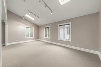 610 N Washington Street #2-1, Naperville, IL 60563 - Photo 5