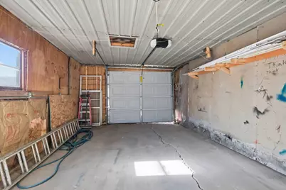 914 S Elsie Avenue, Davenport, IA 52802 - Photo 27