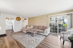 1650 Grove Ave, Schaumburg, IL 60193 - Photo 7
