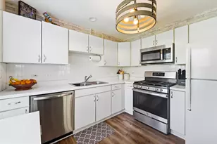 1650 Grove Ave, Schaumburg, IL 60193 - Photo 9