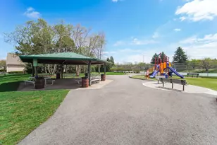 1650 Grove Ave, Schaumburg, IL 60193 - Photo 23