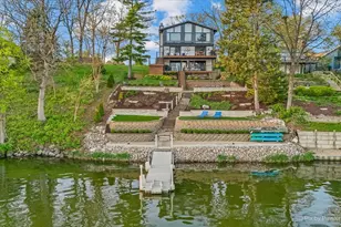 386 Holiday Dr, Lake Holiday, IL 60552 - Photo 1