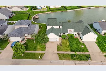 708 Erin Drive, Champaign, IL 61822 - Photo 43