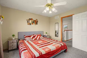 708 Erin Dr, Champaign, IL 61822 - Photo 23