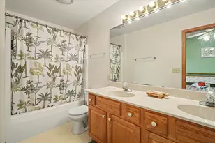 708 Erin Dr, Champaign, IL 61822 - Photo 19