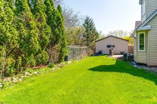 807 Burris Ave, Lake Bluff, IL 60044 - Photo 33