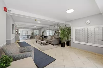 175 Lake Boulevard #302, Buffalo Grove, IL 60089 - Photo 5