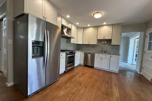 1920 E Peachtree Ln, Arlington Heights, IL 60004 - Photo 5