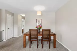 370 Kirkwood Cir, Bolingbrook, IL 60440 - Photo 5