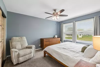 370 Kirkwood Circle, Bolingbrook, IL 60440 - Photo 13