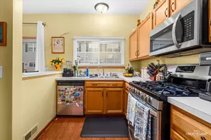 1805 Grandview Pl, Montgomery, IL 60538 - Photo 7