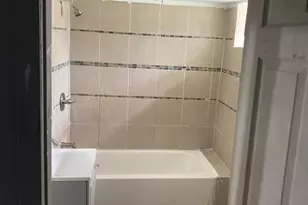 317 E 134th St, Chicago, IL 60827 - Photo 9