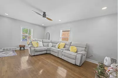 14223 S Wallace Avenue, Riverdale, IL 60827 - Photo 33