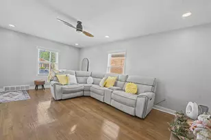 14223 S Wallace Ave, Riverdale, IL 60827 - Photo 33