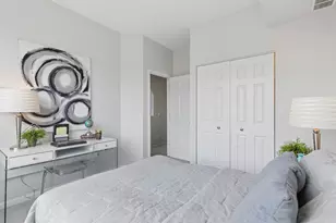 2840 N Lincoln Ave, Chicago, IL 60657 - Photo 13