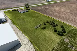 33879 E 800 Rd, Chatsworth, IL 60921 - Photo 3