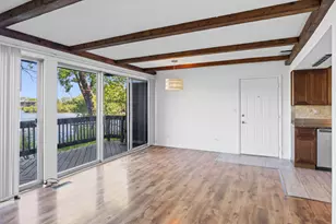 5544 E Lake Dr, Lisle, IL 60532 - Photo 7