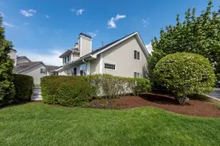 32958 N Stone Manor Dr, Grayslake, IL 60030 - Photo 35
